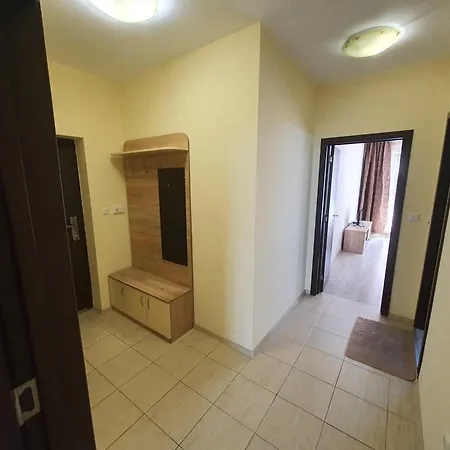 таня 8 * Поморие