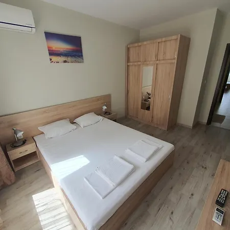 Apartament таня 8